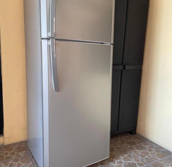 פנסיון Habitacion Cerca Aeropuerto, Arena Vfg. Corredor Industrial, San Jose Del Castillo