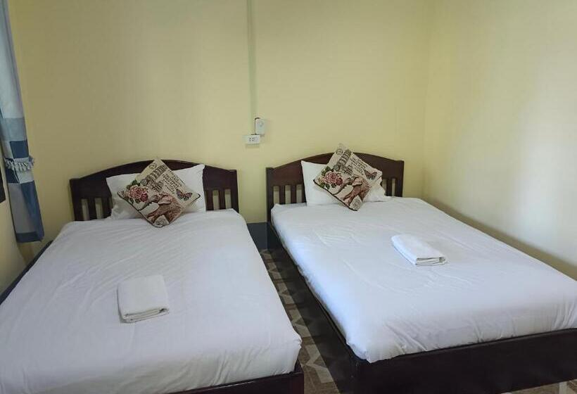 ペンション Khamphan Guesthouse