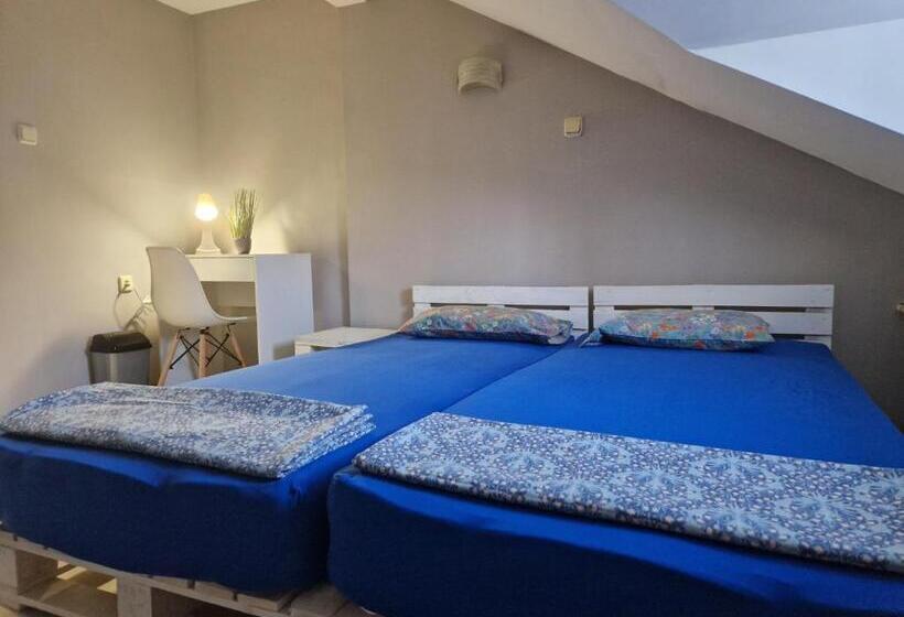 ペンション Lambo S Corner Varna Guest Rooms