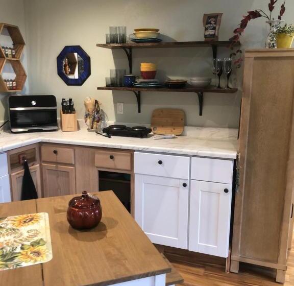 بنسيون Leos Loft