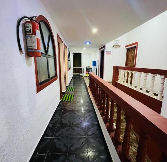 ペンション Mary Vaz By Dishan