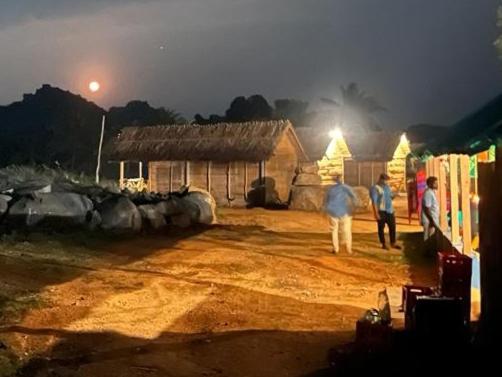 پانسیون Nirvana Cafe Hampi