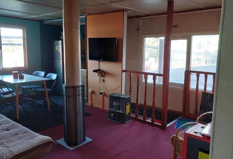 膳宿费 Pies A Tierra