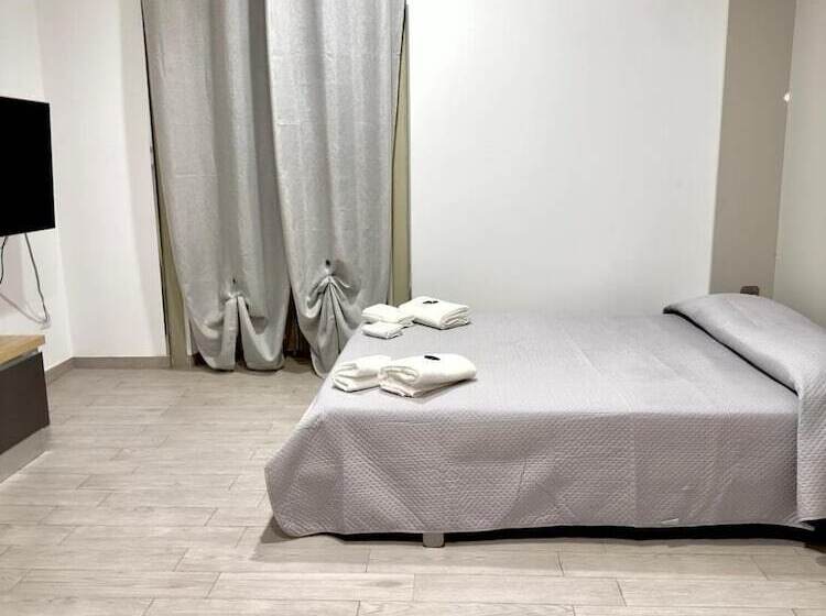 بنسيون Room In B&b   The Staircase   Caltagirone