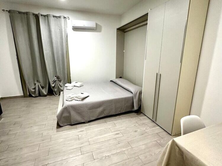 بنسيون Room In B&b   The Staircase   Caltagirone