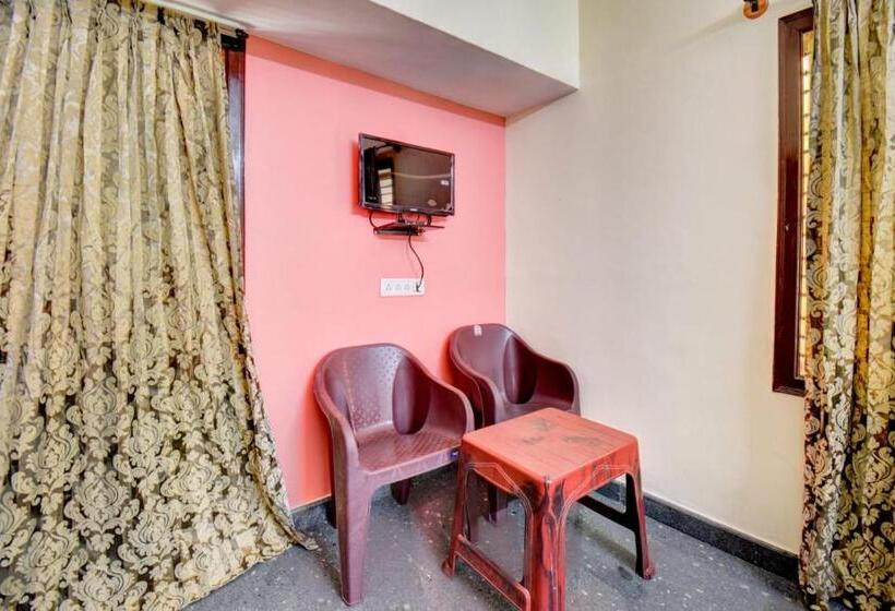 פנסיון Sunrise Guest House   Urban Express