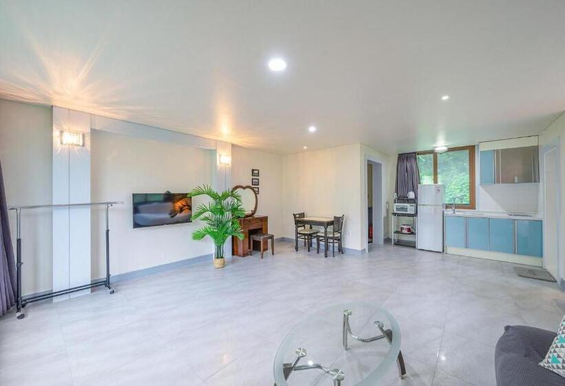 Resort Die Pause Pool Villa Pension