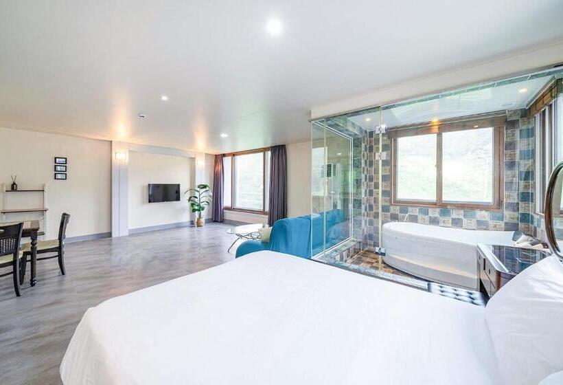 Resort Die Pause Pool Villa Pension