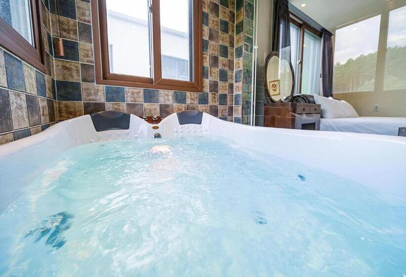 Resort Die Pause Pool Villa Pension