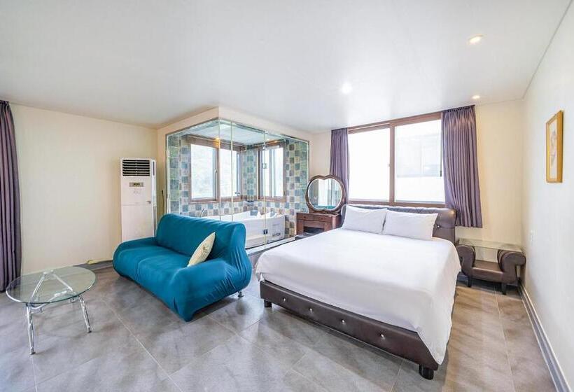 Resort Die Pause Pool Villa Pension