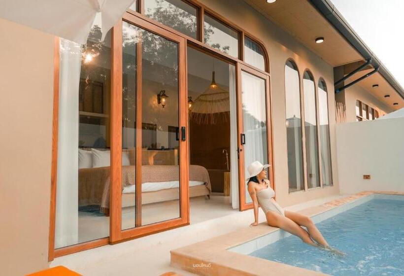 리조트 Sirava Kohlarn สิราวา เกาะล้าน