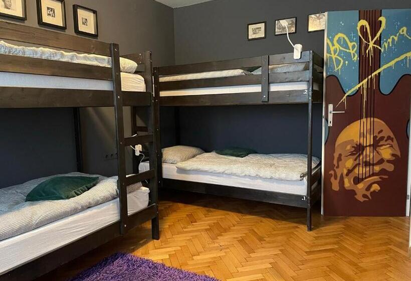 Sax Pub Hostel Ljubljana