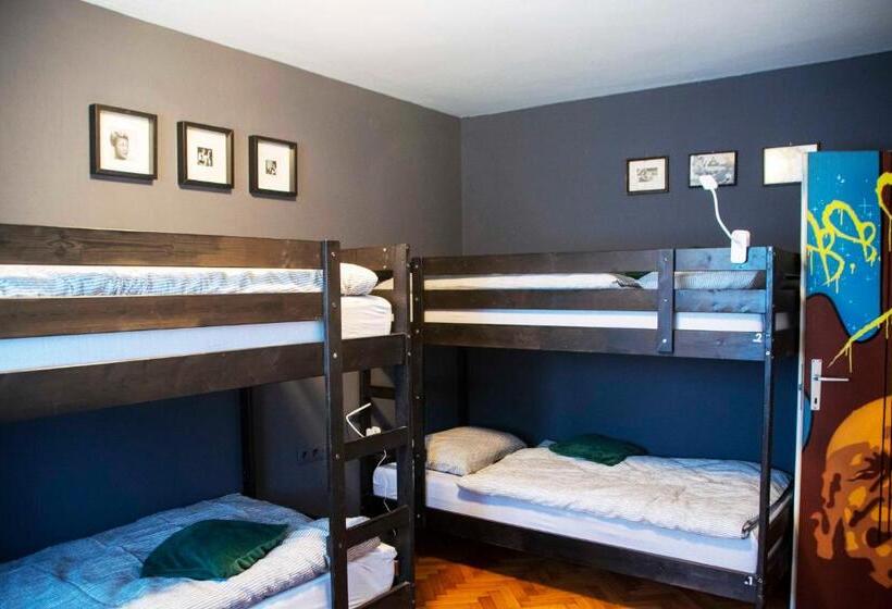 Sax Pub Hostel Ljubljana