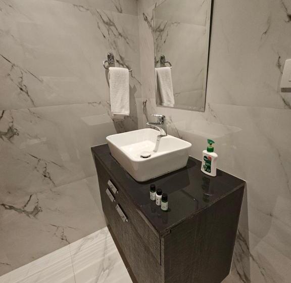 The Lodgers Boutique Hotel Near India Expo Centre & Mart Greater Noida