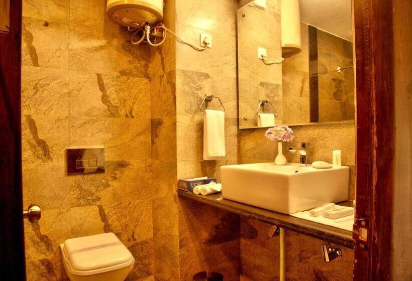 The Palm Luxuria, Best Hotel In Bhimtal