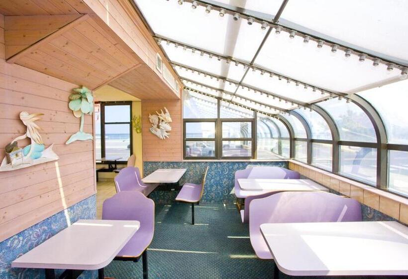 Aloha Oceanfront Motel