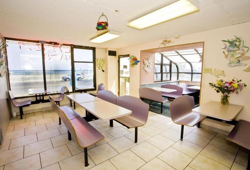 Aloha Oceanfront Motel