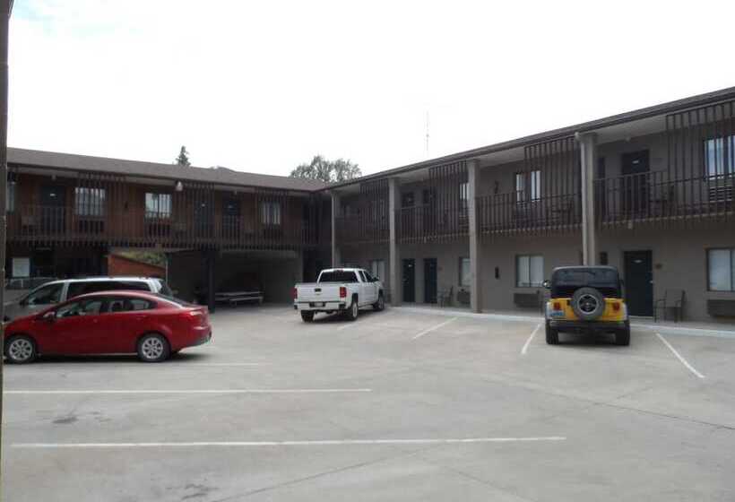 Bear Lodge Motel