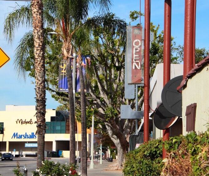 El Royale Hotel Near Universal Studios