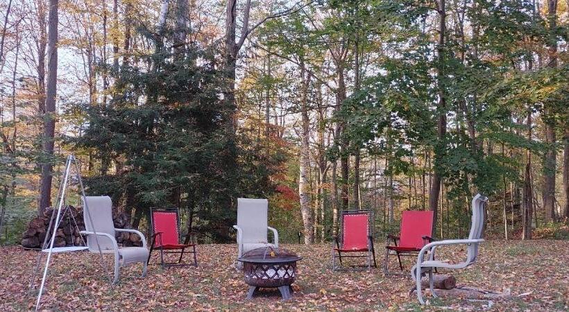 Heart Of The Berkshires Motel