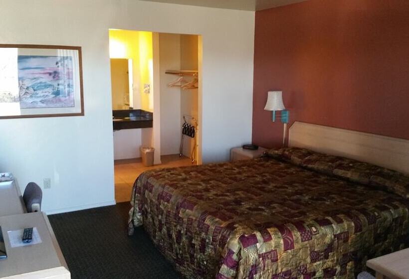 Heritage House Motel