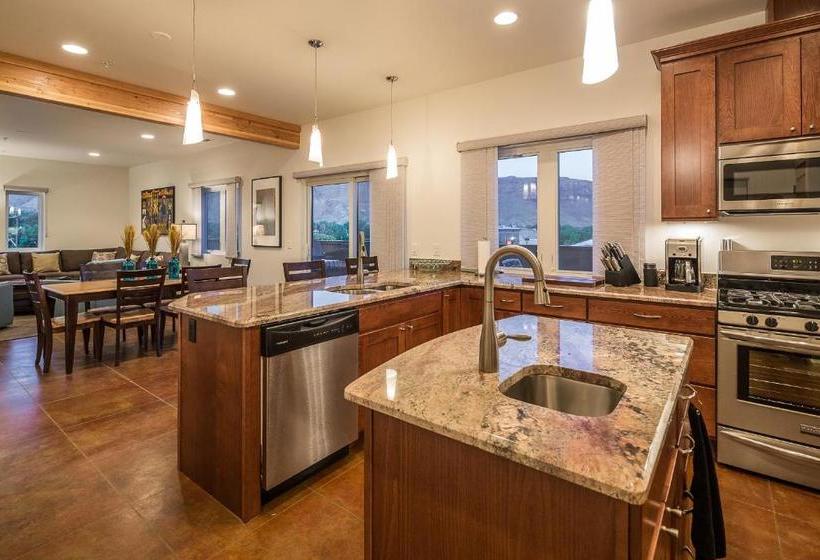 فندق 57 Robber's Roost