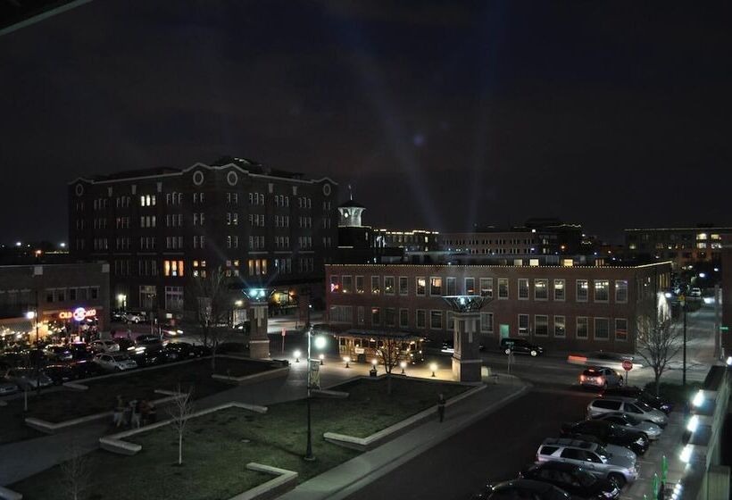 فندق Airport Lodge Wichita Kansas