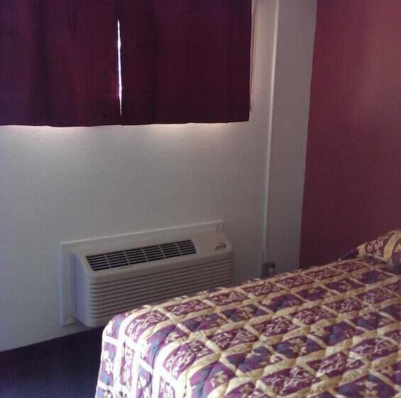 فندق Airport Lodge Wichita Kansas