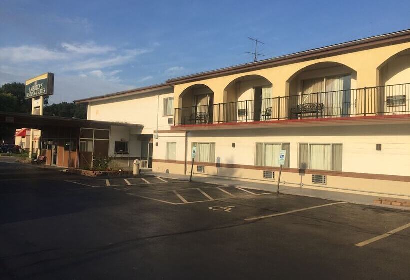 בית מלון כפרי America S Best Inn Urbana Champaign