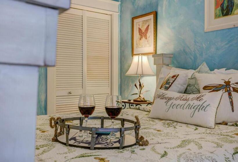 فندق Anchor Inn Nsb Bed And Breakfast