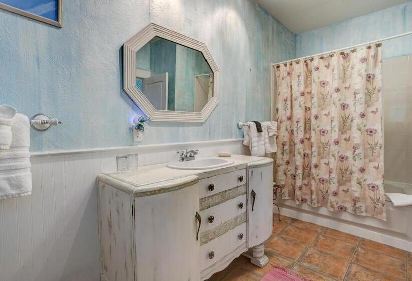 فندق Anchor Inn Nsb Bed And Breakfast