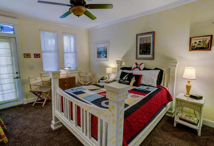 فندق Anchor Inn Nsb Bed And Breakfast