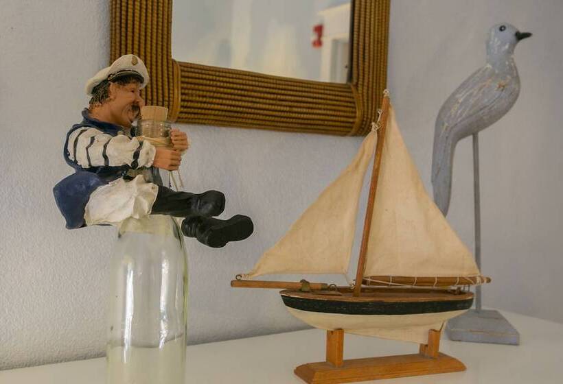 فندق Anchor Inn Nsb Bed And Breakfast