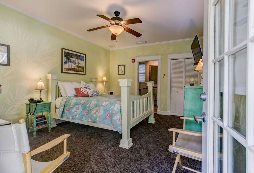 فندق Anchor Inn Nsb Bed And Breakfast