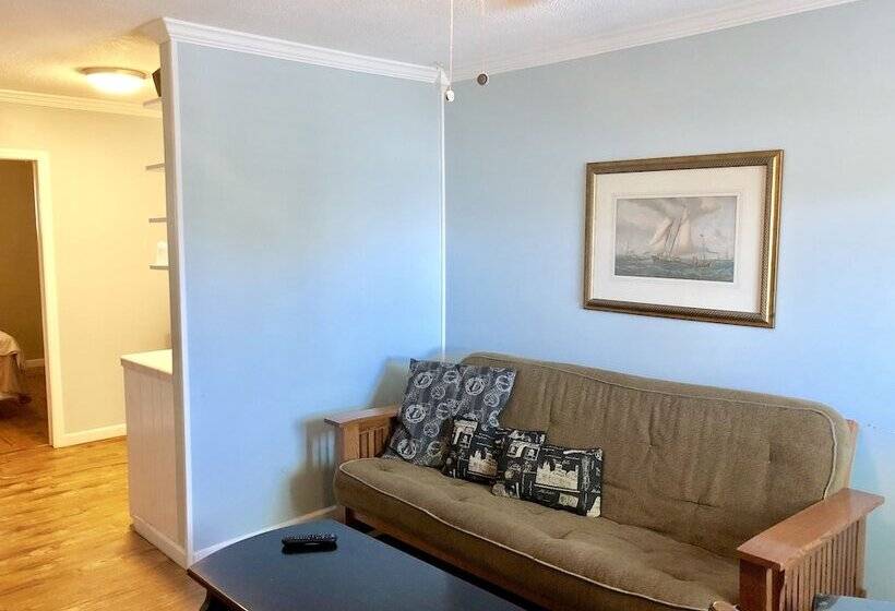 בית מלון כפרי Atlantis Inn   Tybee Island