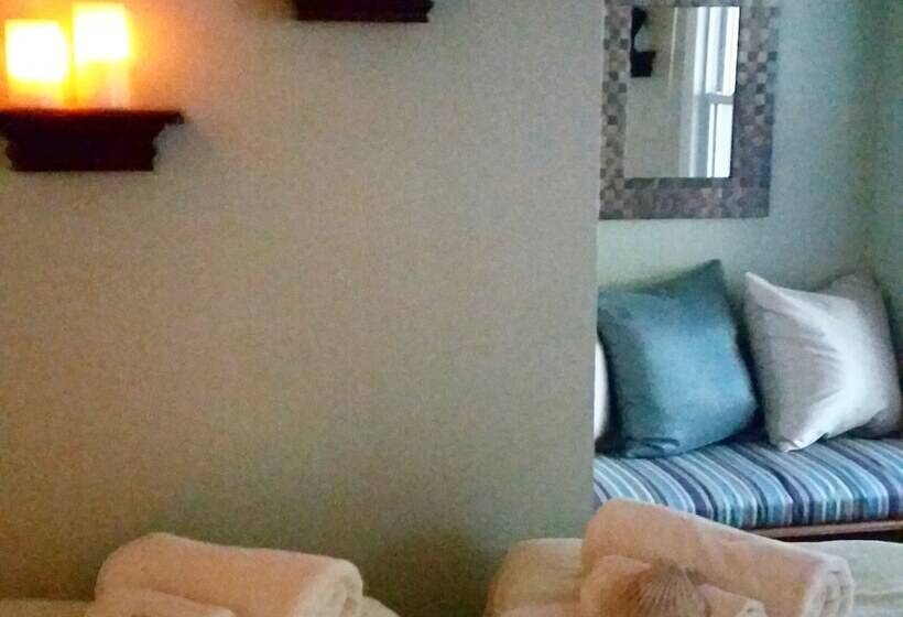 هتل Barclay Cottage B&b