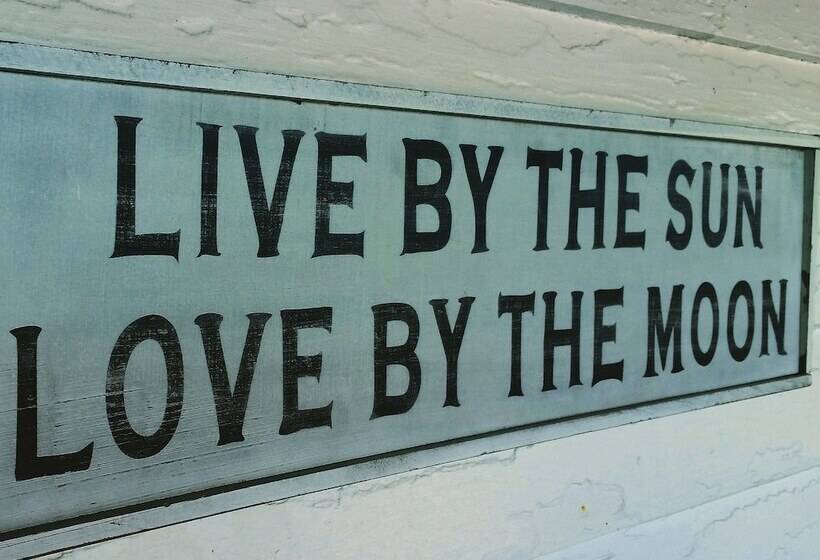 هتل Barclay Cottage B&b