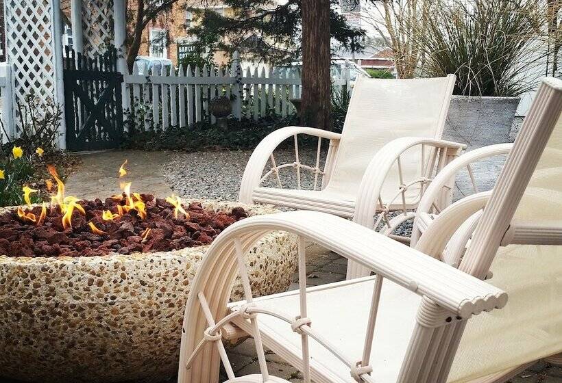 هتل Barclay Cottage B&b