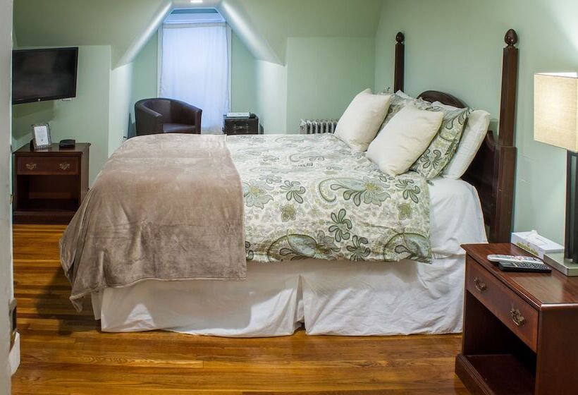 هتل Beacon Inn 1750