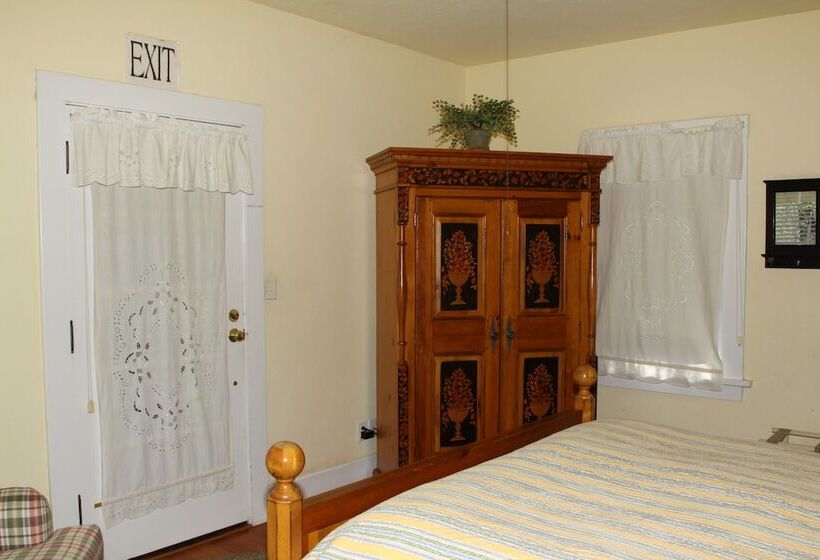 호텔 Bear Flag Inn