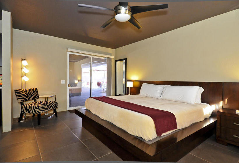 Bearfoot Inn - Clothing Optional Hotel For Gay Men