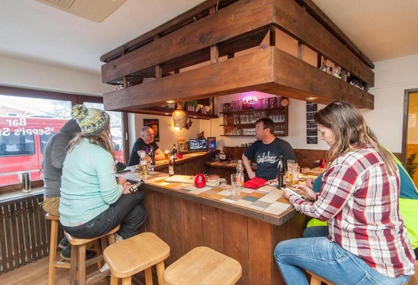 호텔 Bed & Breakfast Der Tiroler