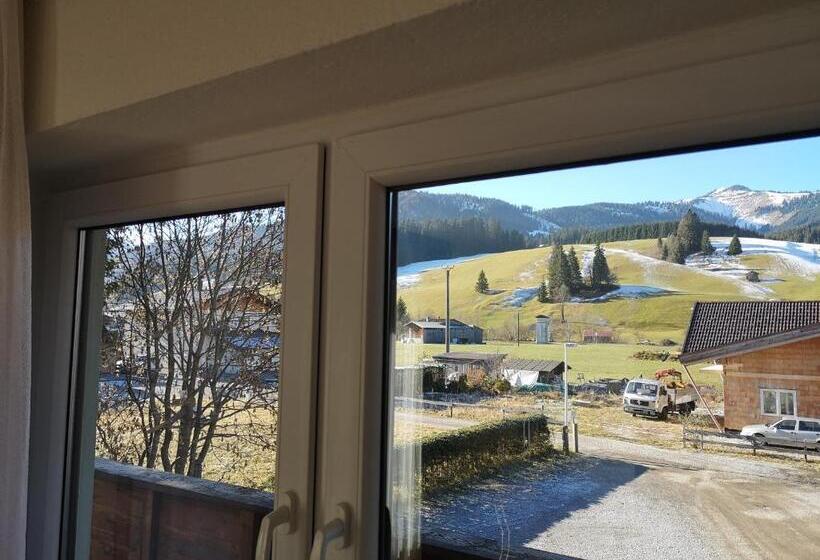 호텔 Bed & Breakfast Der Tiroler