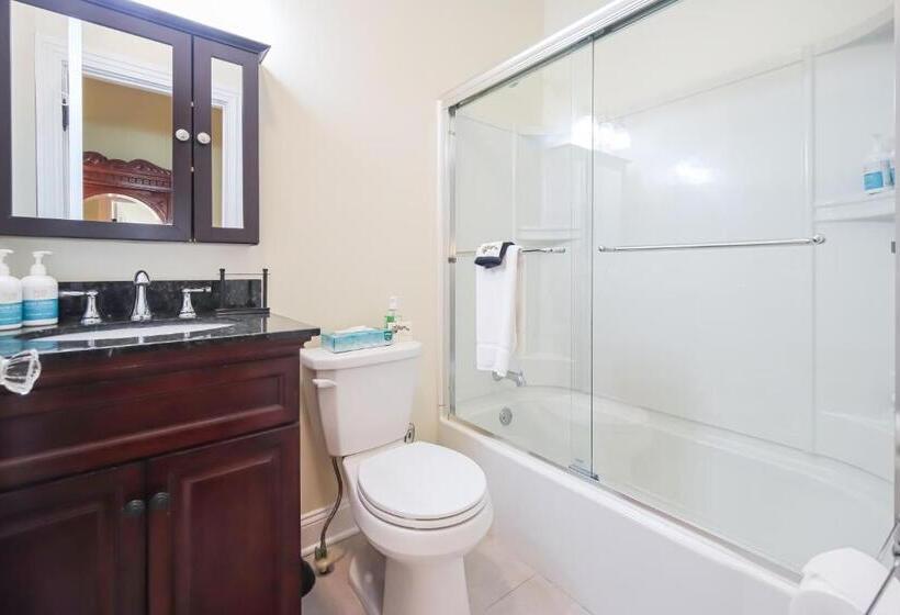 ホテル Bedford Inn