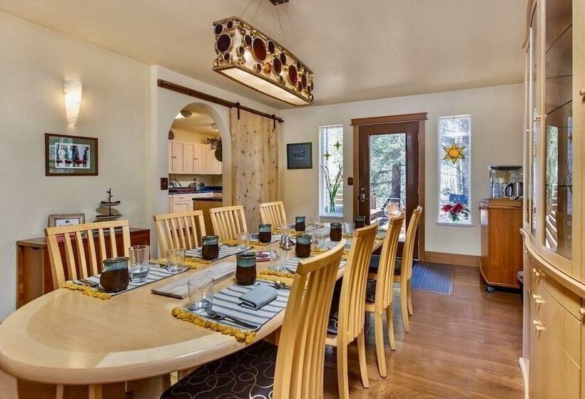 فندق Bell In The Woods B&b