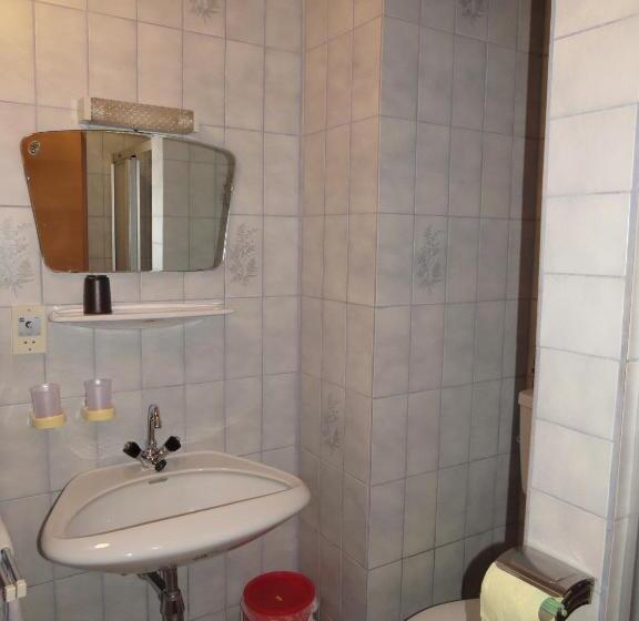 فندق Biohof Haus Wieser