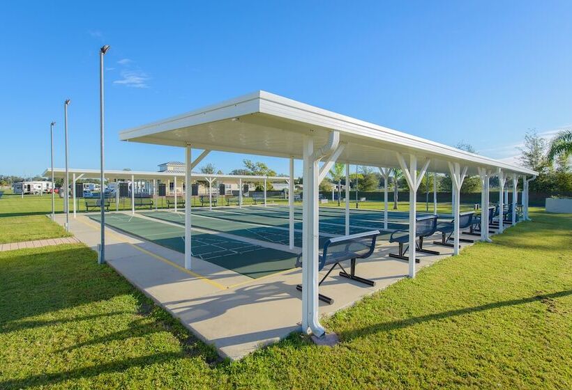 فندق Blueberry Hill