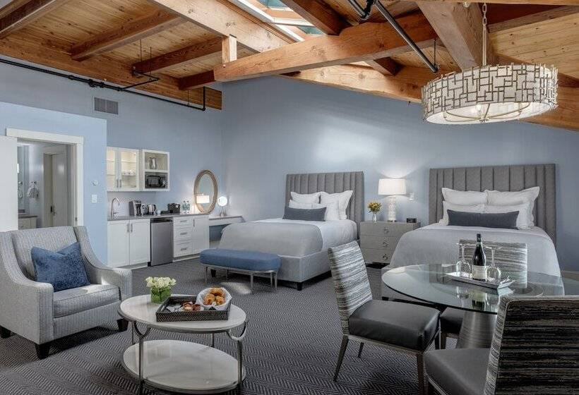 فندق Boston Yacht Haven