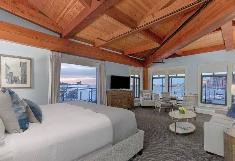 فندق Boston Yacht Haven