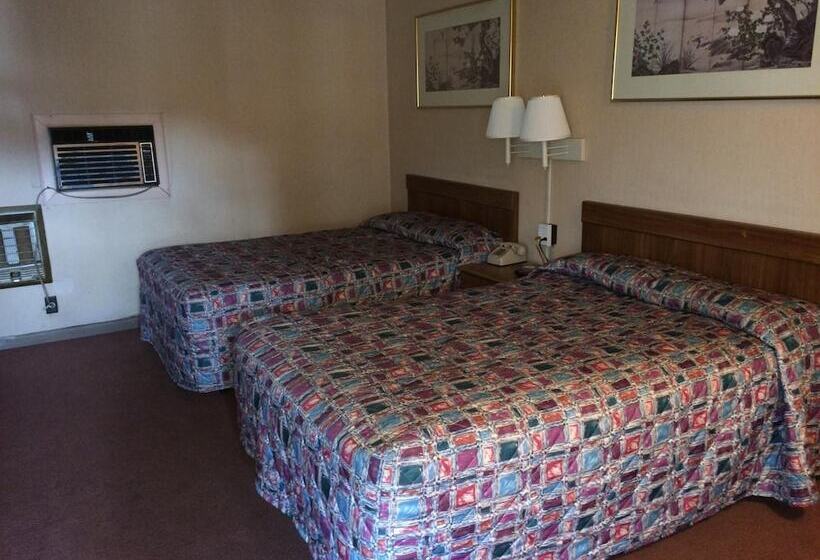 בית מלון כפרי Budget Inn   Scottsboro